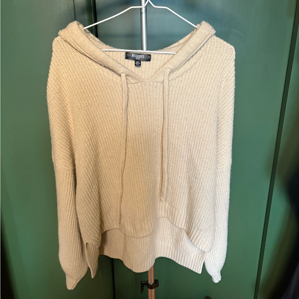 🤍3/$20 - Missguided Petite Beige Knit Sweater